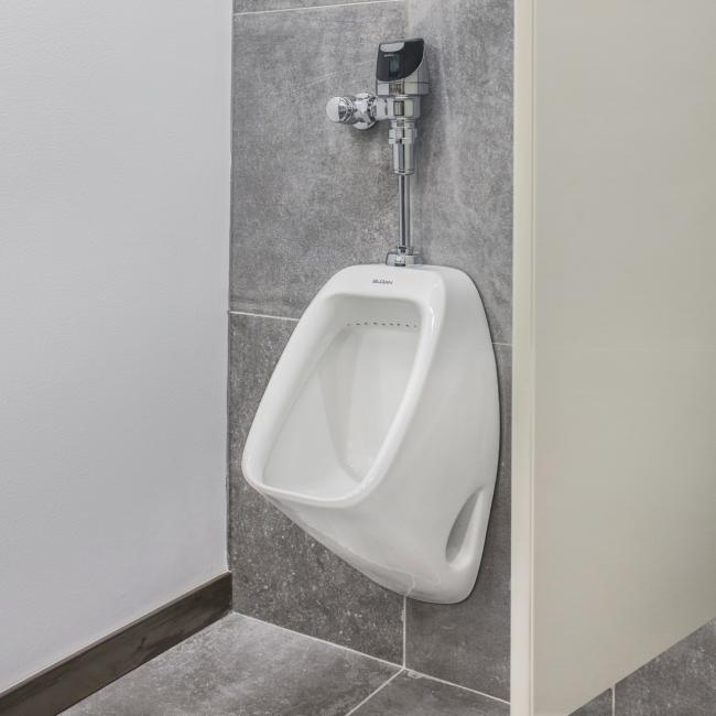 Sloan SOLIS Flushometer and Designer Urinal